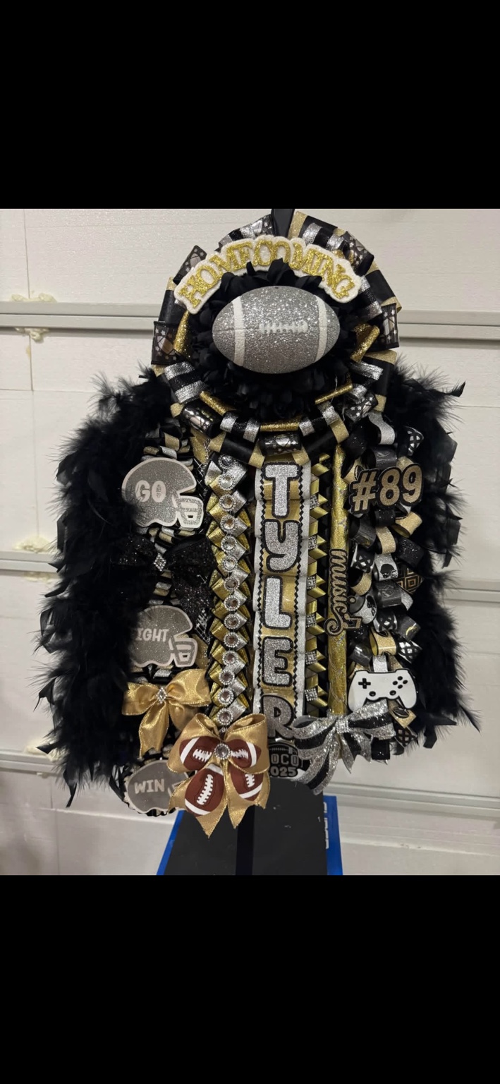Homecoming Garters example 4